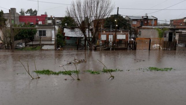piden ayuda para las familias de la obra de cajade que fueron afectada por las lluvias
