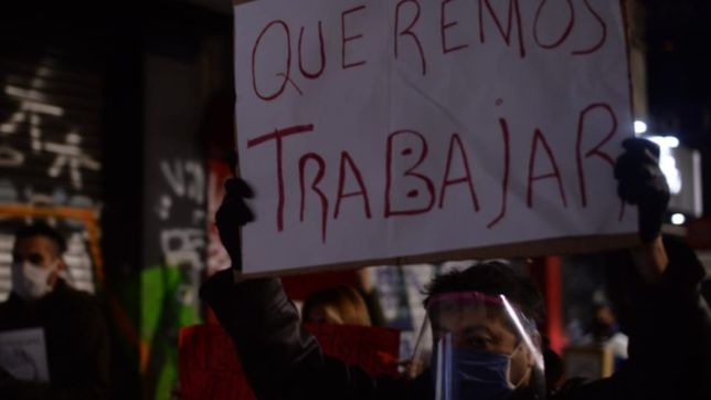 convocan a marchar contra la cuarentena en pleno centro de la plata