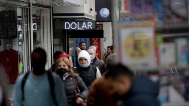 tras alcanzar el pico historico, ¿cuanto mas puede subir el dolar blue en argentina?