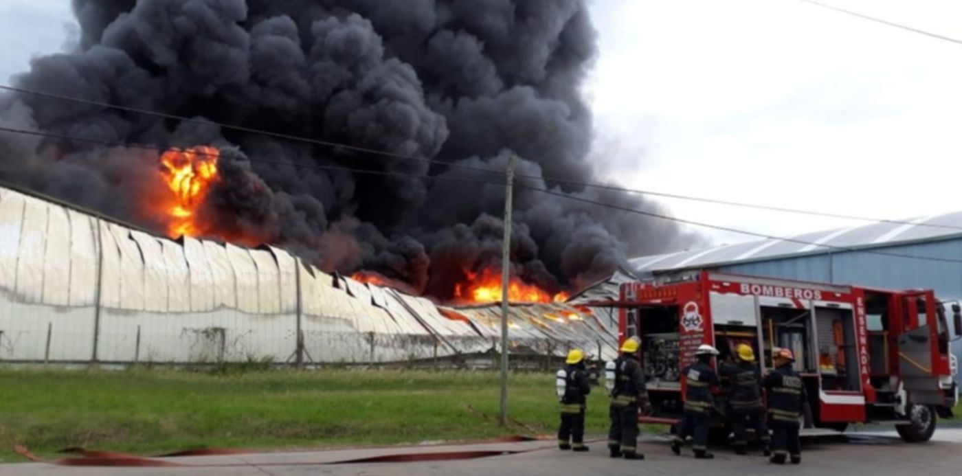 1542403728383.jpeg?oh=774&rotate=0&scaleY=1&ow=1032&height=508&scaleX=1&x=10&y=98&width=1017&&cw=1920&ch=950