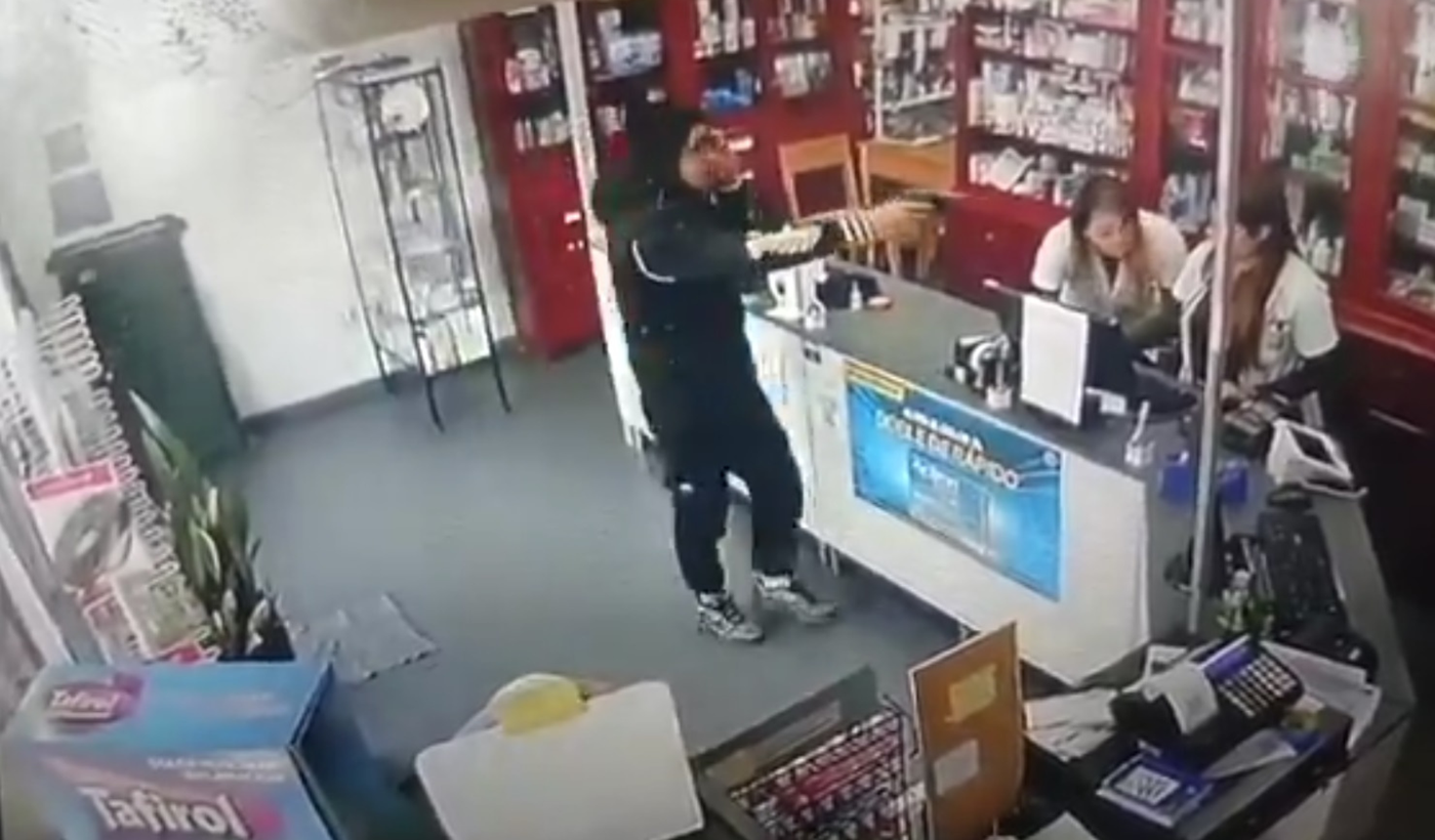 Robo en farmacia de 7 y 529