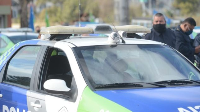 conmocion en la plata: hallaron a un bebe abandonado cerca de una zanja