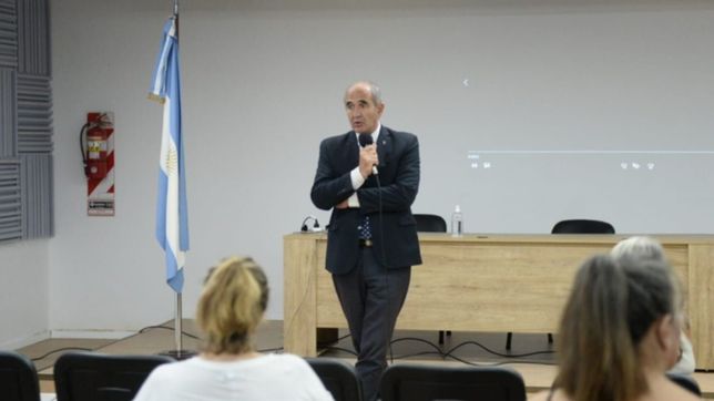 presentaron desamparados bajo el agua en la unlp: uno no deja de conmoverse