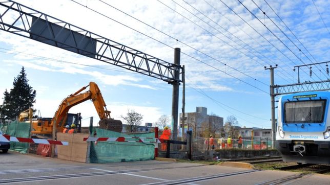 luego de estar limitado por las obras, el tren roca retomo su servicio habitual