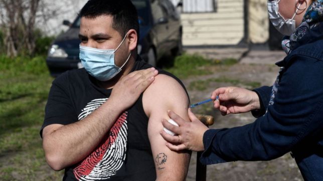 la provincia estudia restricciones para no vacunados si aumentan los casos de covid-19