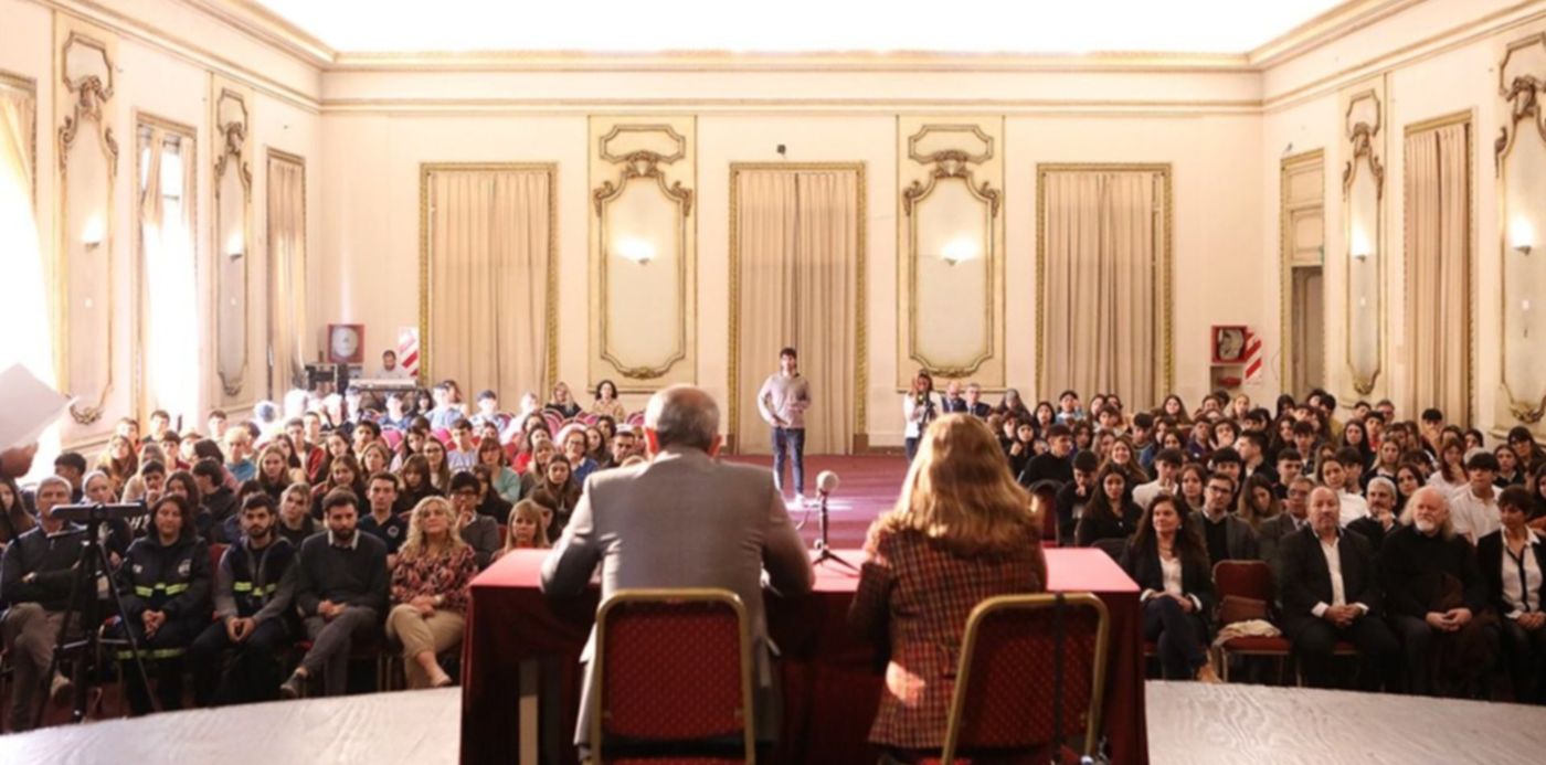 1685730691483.jpg?x=5&y=208&width=1184&height=592&rotate=0&scaleX=1&scaleY=1&ow=1200&oh=800&&cw=1920&ch=950