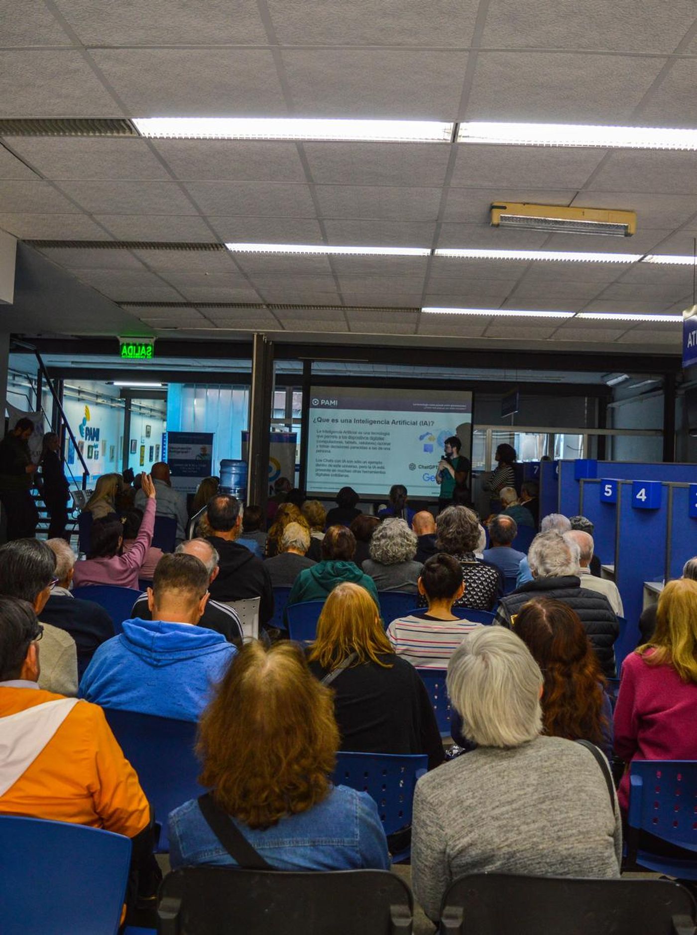 La sede de PAMI La Plata se colmó d eafiliados quienes se capacitaron sobre el ecosistema de la digitalidad. La sede de PAMI La Plata se colmó d eafiliados quienes se capacitaron sobre el ecosistema de la digitalidad.