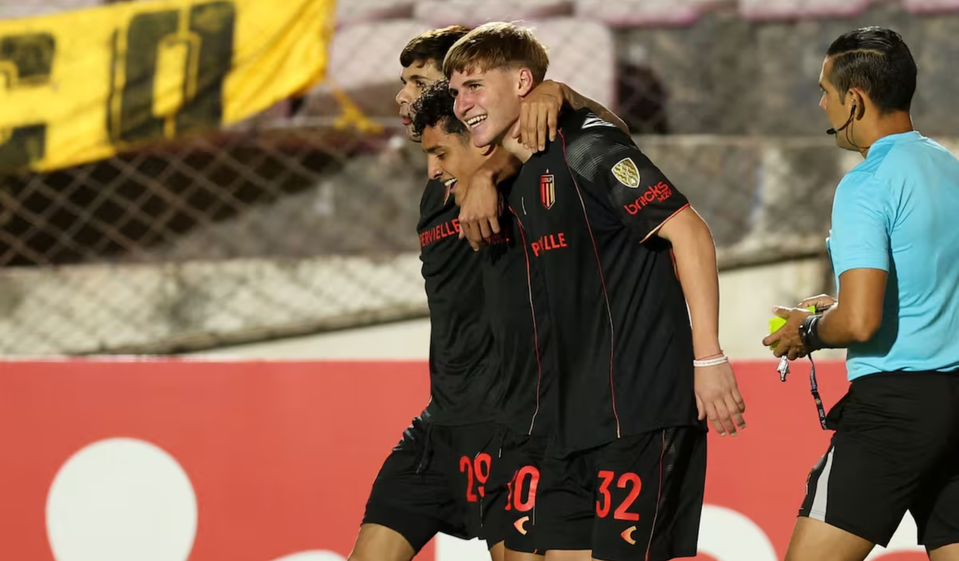 Cusco FC Estudiantes festejo gol Palacios Amondarain