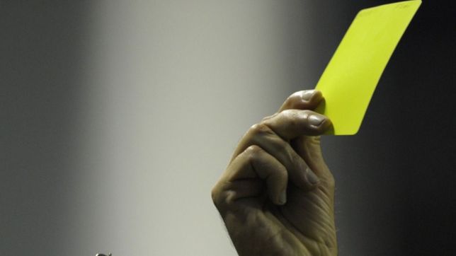 numeros y estadisticas de los arbitros de gimnasia y estudiantes para sus partidos de superliga
