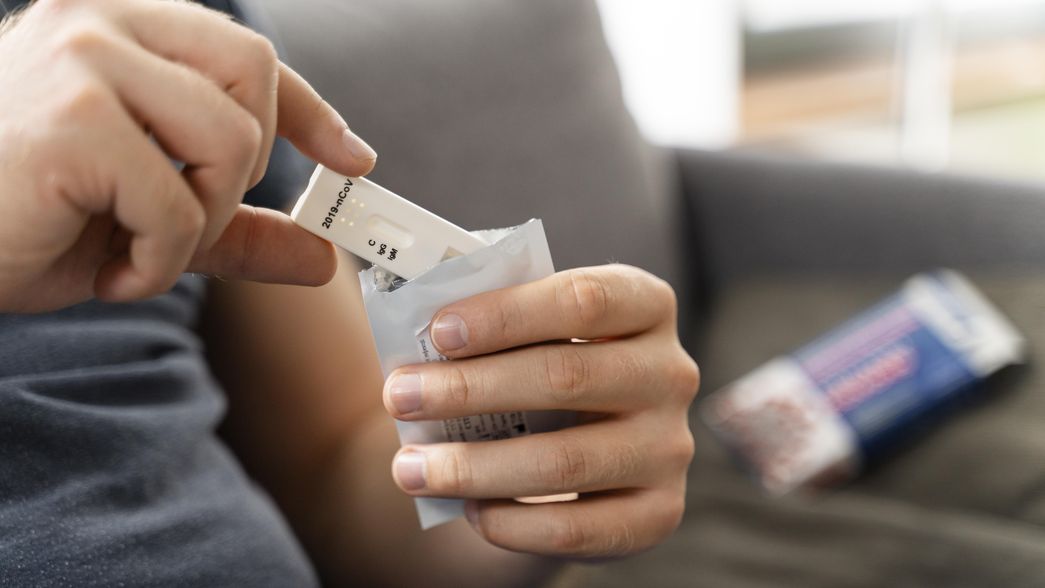 Farmacias de La Plata advierten por la falta de autotest de COVID-19