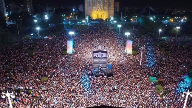 una historica banda de cumbia se suma a lali y al polaco para el aniversario de la plata