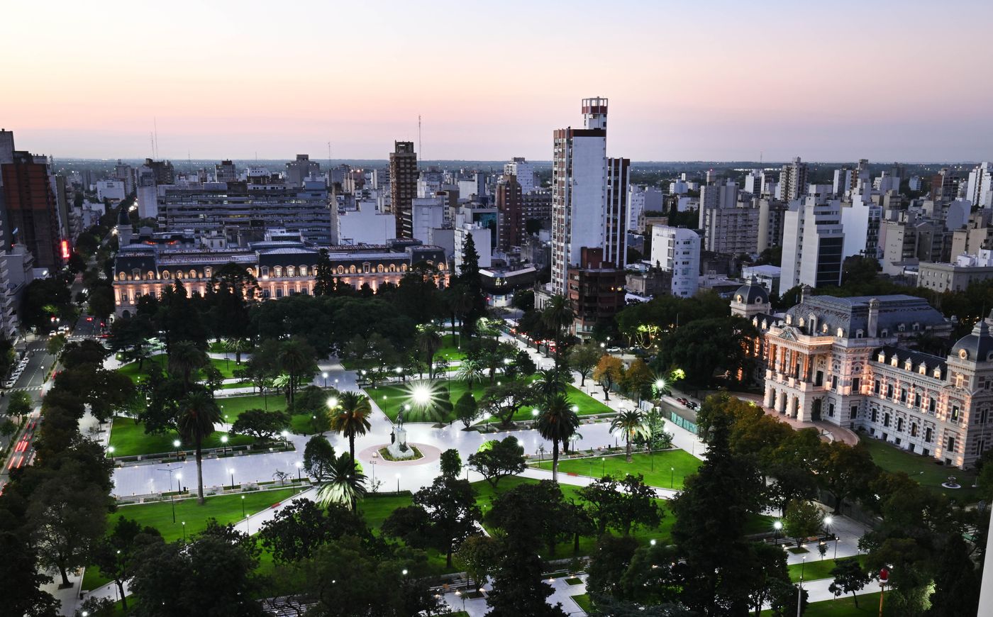 Plaza San Martín desde el aire (1).JPG