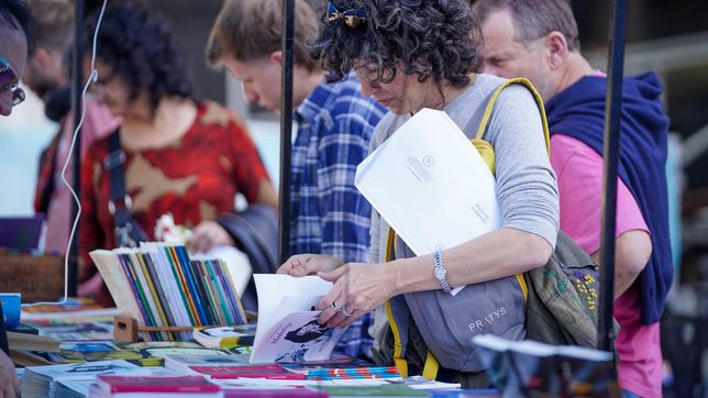 con un homenaje al indio solari, se presenta el segundo festival bonaerense de poesia en la plata