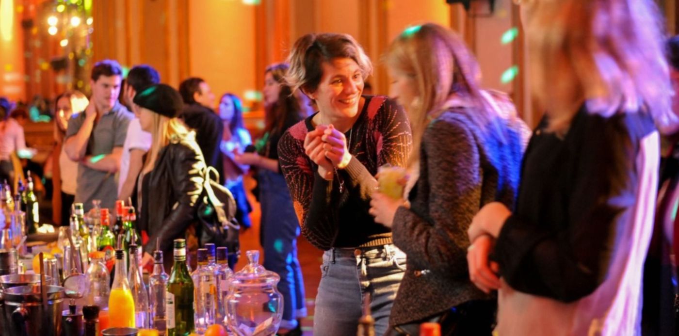 1540997631888.jpg?x=24&y=129&width=1466&height=733&rotate=0&scaleX=1&scaleY=1&ow=1500&oh=998&&cw=1920&ch=950