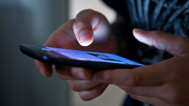 un falso mensaje para arreglar facebook se volvio viral tras la caida de la red social