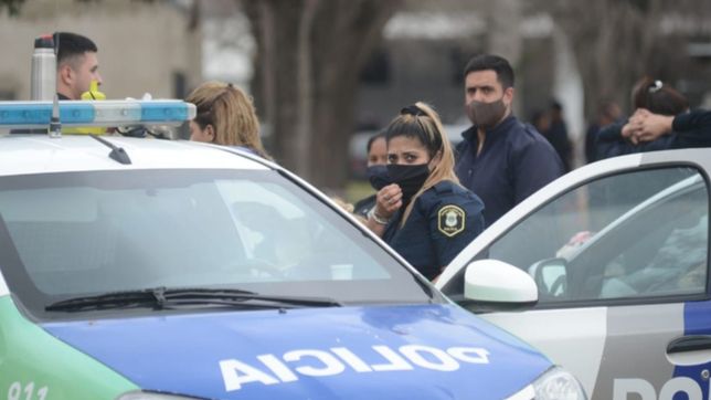 tres hombres abusaron de una chica en city bell, le robaron y la dejaron en una zanja