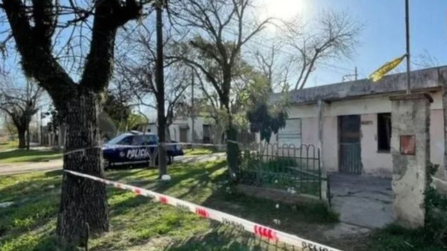 un joven mato a machetazos a la pareja de la madre y convivio dias con el cuerpo