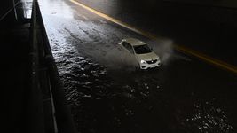 villa castells, casi aislada por la inundacion del bajo a nivel de 7 y 508 villa castells, casi aislada por la inundacion del bajo a nivel de 7 y 508