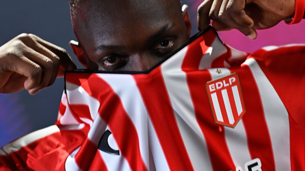 Cetré llegó a Brasil para sumarse a Paranaense y un gesto lo mantuvo ligado a Estudiantes