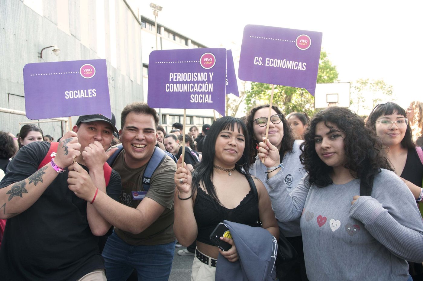 vivo la UNLP 3.jpg