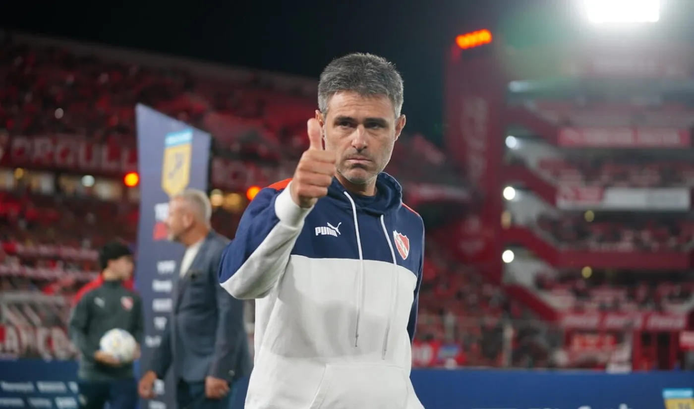 Julio Vaccari se reunió con Germán Brunati y sigue en la pelea por ser el DT de Gimnasia.