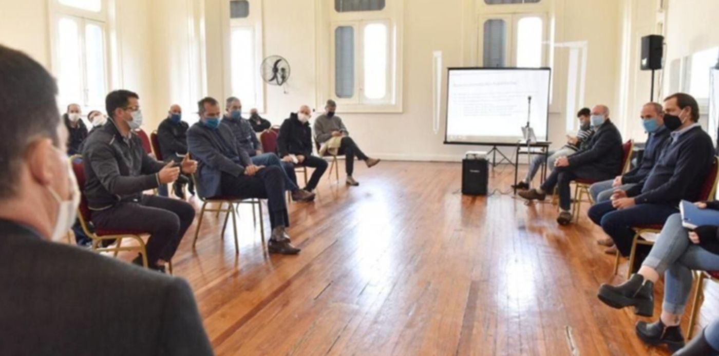 1592332278799.jpeg?x=23&y=115&width=969&height=485&rotate=0&scaleX=1&scaleY=1&ow=1024&oh=682&&cw=1920&ch=950