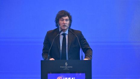 Javier Milei desmintió el recorte que afectaría a los jubilados del IPS