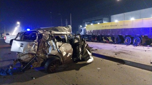 un automovilista murio tras incrustarse contra un camion en la avenida 520