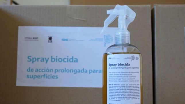 ya entregaron los primeros 100 litros del spray anti coronavirus que creo la utn la plata