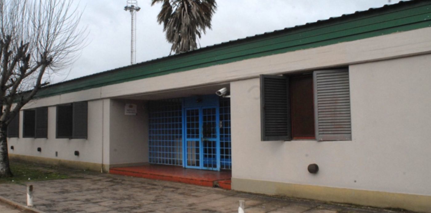 1597067994588.jpeg?x=8&y=148&width=1265&height=632&rotate=0&scaleX=1&scaleY=1&ow=1280&oh=859&&cw=1920&ch=950