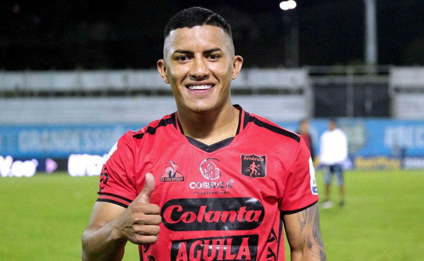 América de Cali rechazó la primera oferta de Gimnasia por Cristian Barrios.