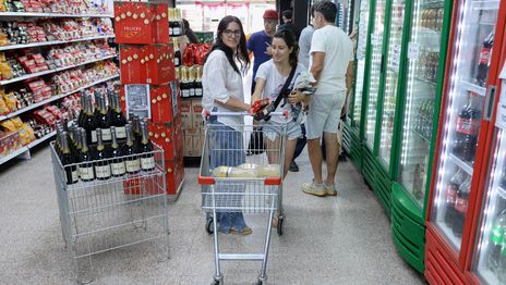 La inflación de febrero fue del 2,9% y la interanual trepó a 33,1% La inflación de febrero fue del 2,9% y la interanual trepó a 33,1%