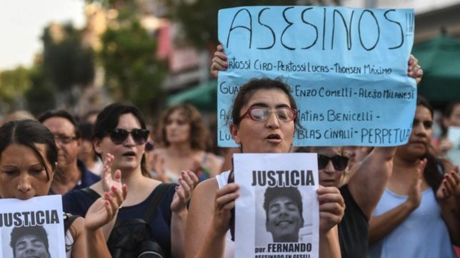 confirman que la zapatilla encontrada por el crimen de fernando baez es de maximo thomsen