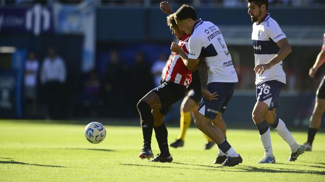 gimnasia y estudiantes se enfrentan en un clasico caliente por un lugar en la final del clausura