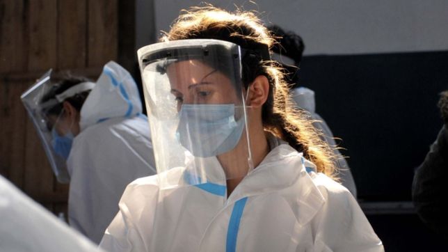 coronavirus en argentina: confirman 135 muertes y 12.725 nuevos contagios