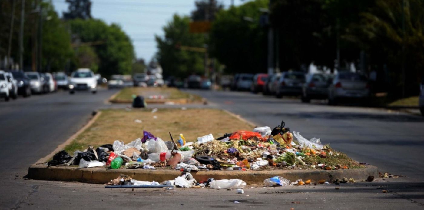 Basural esur basura residuo San Carlos Av 143-0001 - basural ESUR San Carlos