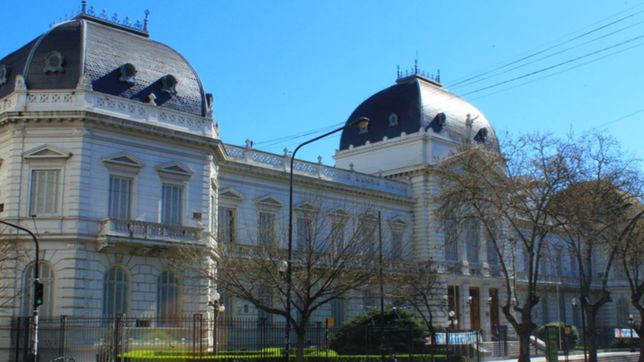 tribunal de la plata le ordeno a maria eugenia vidal ajustar el salario de los judiciales segun la inflacion