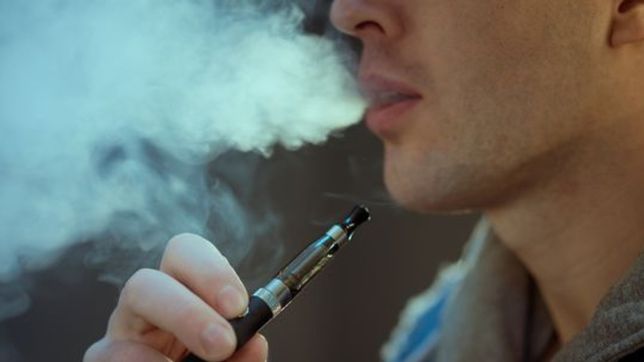 piden alerta, control y concientizacion para los usuarios del cigarrillo electronico