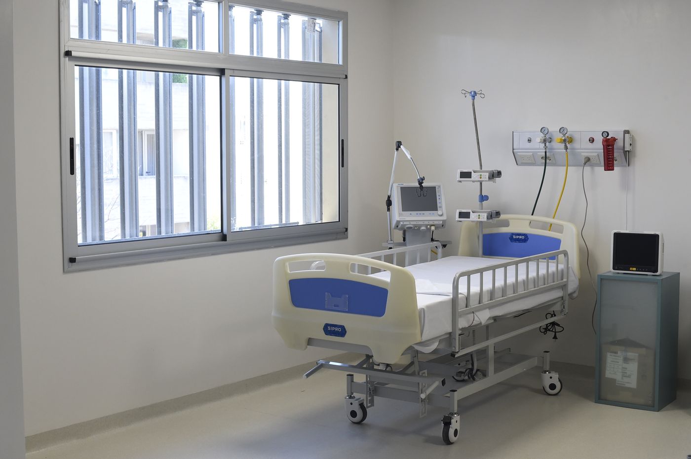 Clínicas hospitales (3).jpg