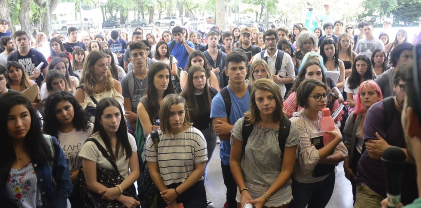 1549315004549.jpg?x=4&width=1491&scaleY=1&ow=1500&y=203&height=746&rotate=0&scaleX=1&oh=993&&cw=1920&ch=950