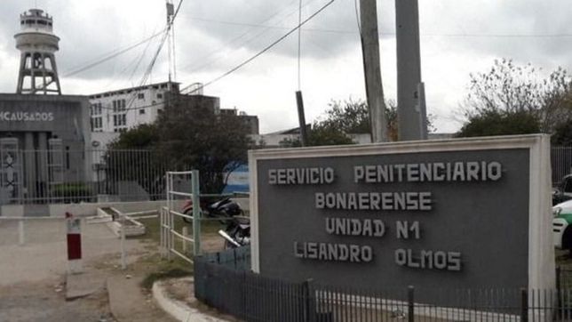 llevo papas rellenas de marihuana a un amigo, la descubrieron y quedo presa como el