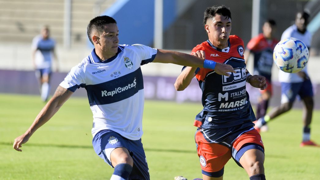 Piedrahíta se prepara para tener su primera vez con Orfila en Gimnasia