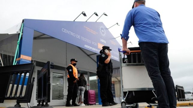 no descartan cerrar las fronteras por el avance de la cepa omicron del covid-19