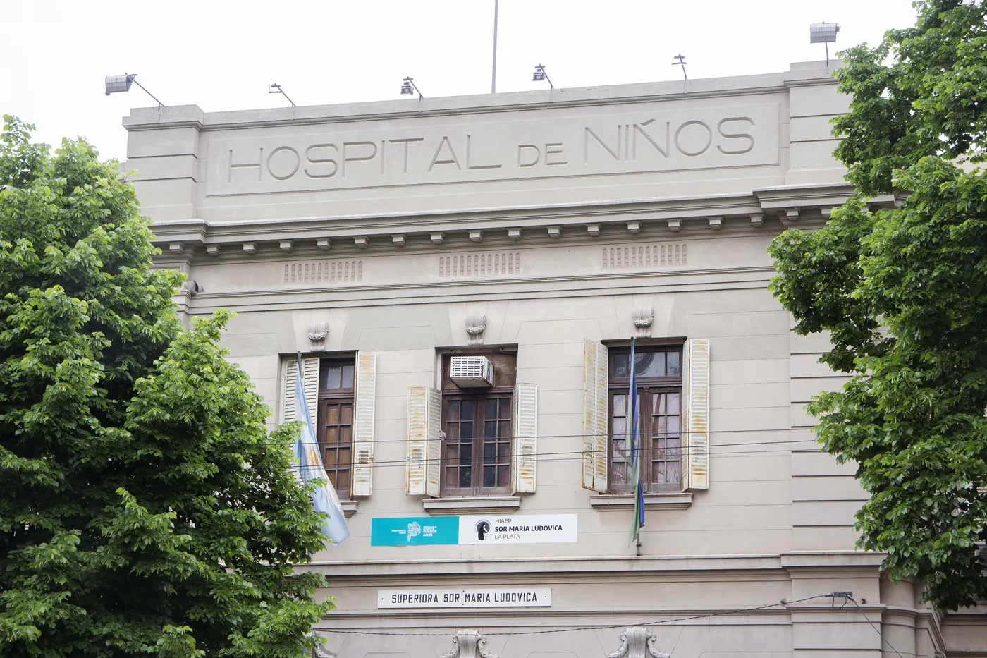 La hija de la pareja que falleció en un accidente en Ruta 3 permanece internada en el Hospital de Niños.