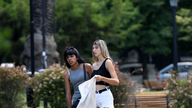 arranca un jueves sofocante en la plata con 26°c de maxima a tan solo una semana del invierno