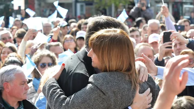 un concejal platense participo del cumpleanos de patricia bullrich y le dedico un saludo especial