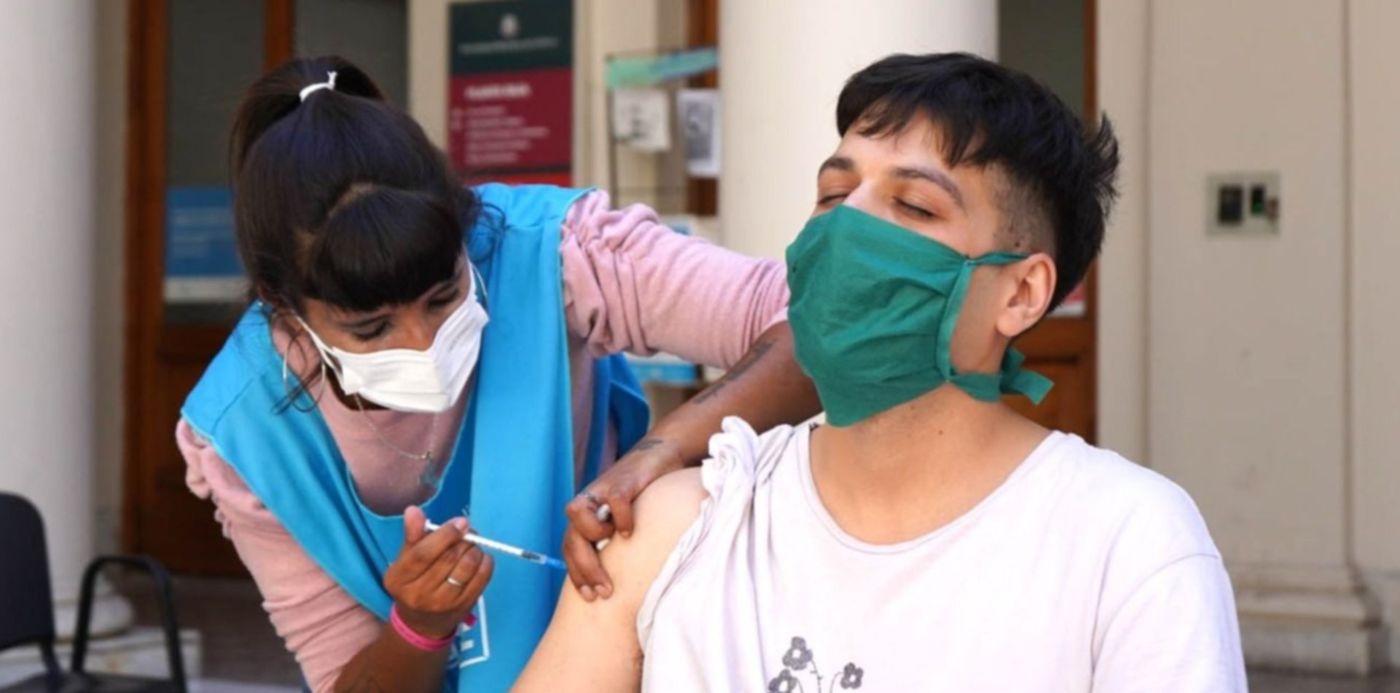 vacunación - rectorado UNLP