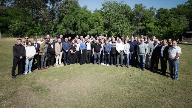 axel kicillof cosecho el apoyo de los intendentes tras la dura carta de cristina kirchner