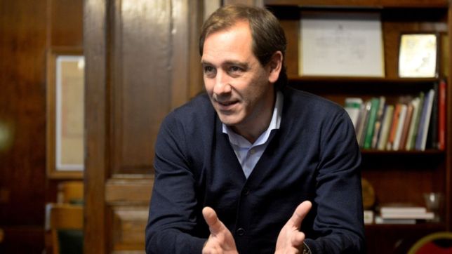 garro a su gabinete: nuestro objetivo es que la ciudad no termine en manos de la campora