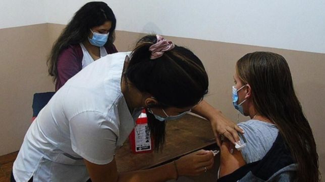 la amp lanzo la campana de vacunacion antigripal para agremiados y jubilados